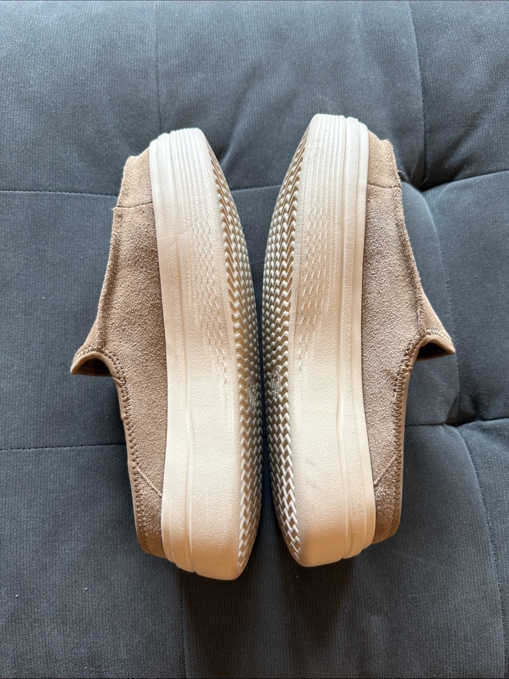 Hey Dude Austin Lift Women's Slip-On Mules in Light Tan Suede - Picture 3 of 7